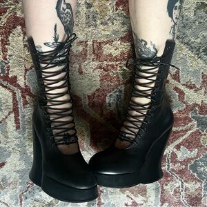 SOLD on Fluemarket: Fluevog Grand Nationals Corset Boot W9 (8)